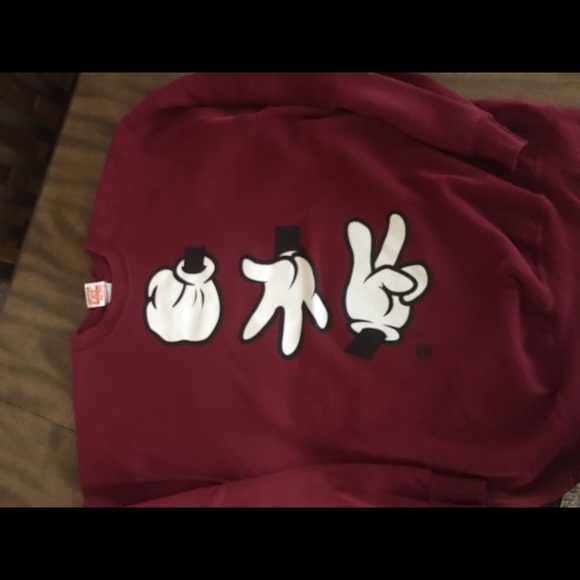 Maroon crew neck