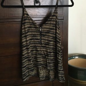 Crop top with zipper