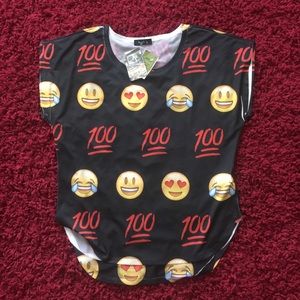 ‼️SALE‼️NWT Emoji Shirt