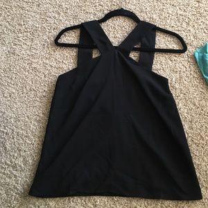 Cross neck tank