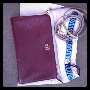 Robinson pebbled wallet crossbody