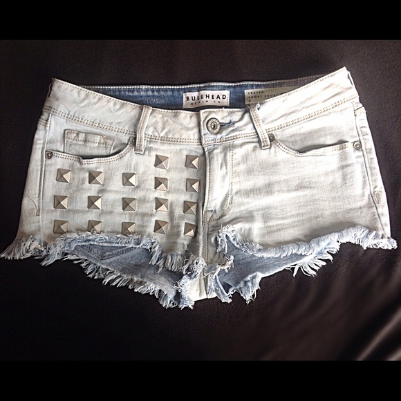 Lightwash Studded Jean Shorts