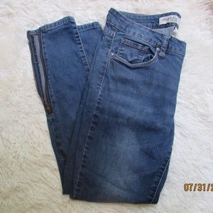 Charlotte Russe Skinny Ankle Zip Jeans
