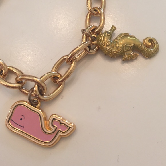 🐳 Vineyard Vines Charm Bracelet - Picture 3 of 4