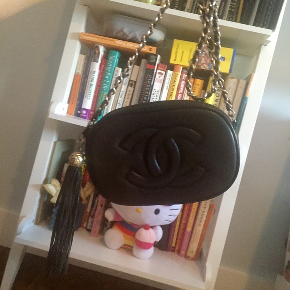 Black Shoulder Bag