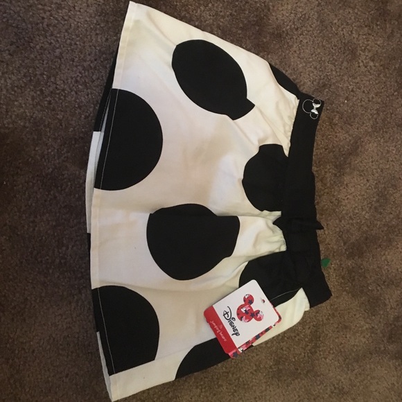 NWT Minnie polka dot skirt 👑🐭