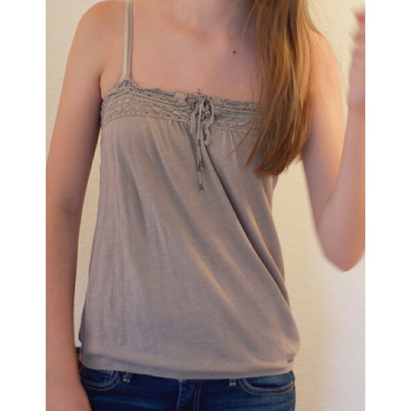American Eagle Summer Top - Picture 2 of 2