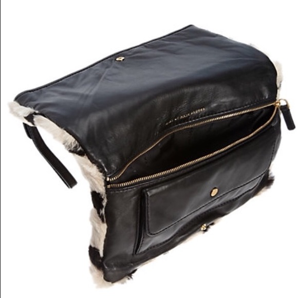 MJ - Too hot to party rabbit fur foldover clutch - Picture 3 of 4