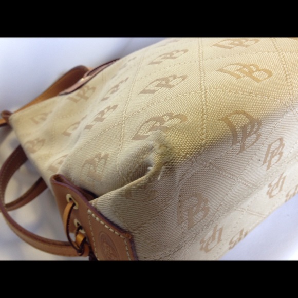 Dooney & Bourke Handbag - Picture 3 of 4
