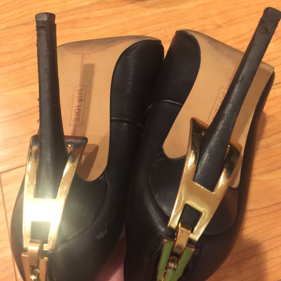 Zippered Pumps - Picture 4 of 4