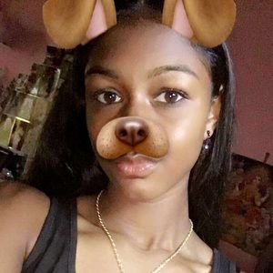 Meet your Posher, Alana