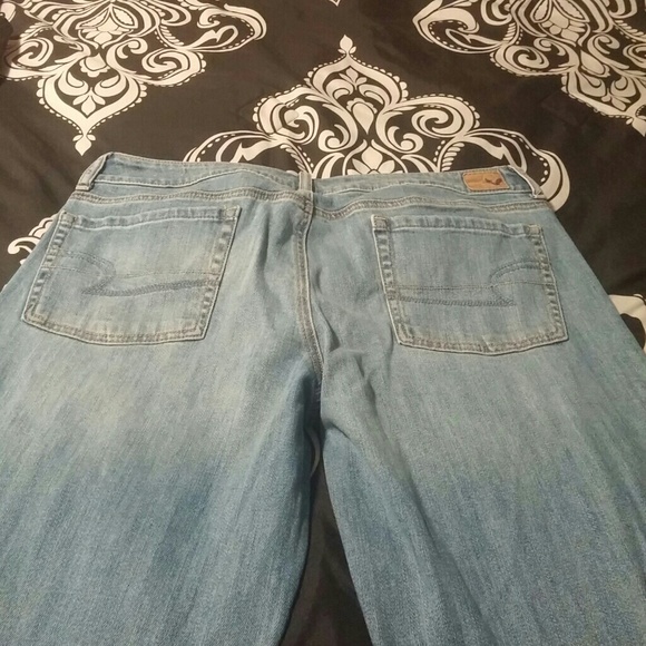 Reduced! American Eagle Favorite Boyfriend Jeans - Picture 3 of 3