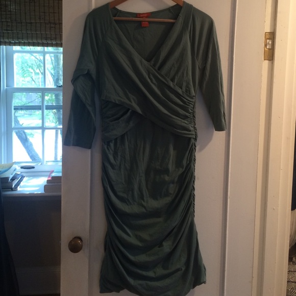 Sundance 3/4 sleeve dress.