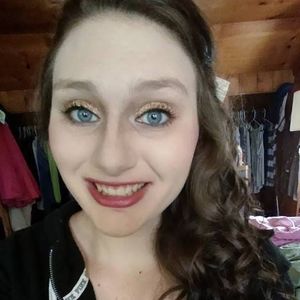 Meet your Posher, Kaitlyn