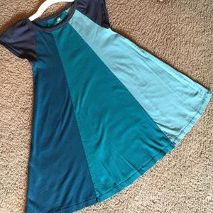 Girls dress. Navy sleeves, Gored, 3 shades of AGUA