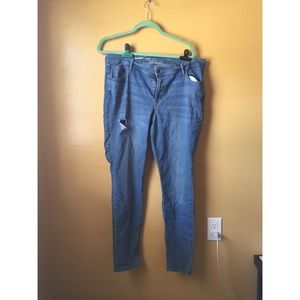 •Old Navy• Super Skinny Denim
