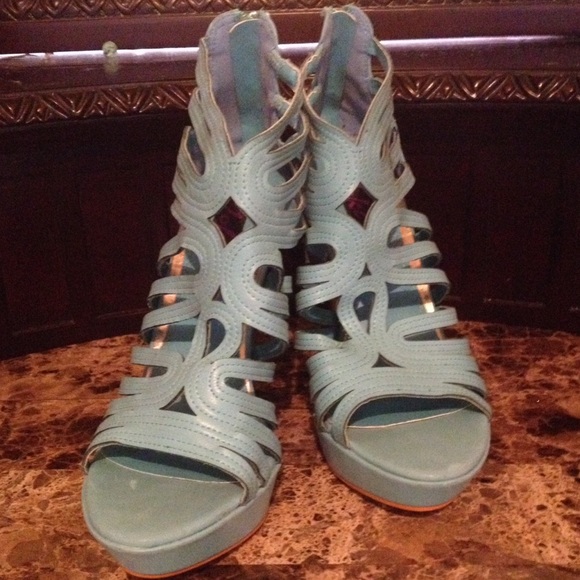 Perfect to pair with a beautiful summer outfit