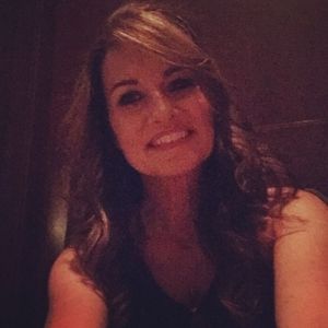 Meet your Posher, Kelly