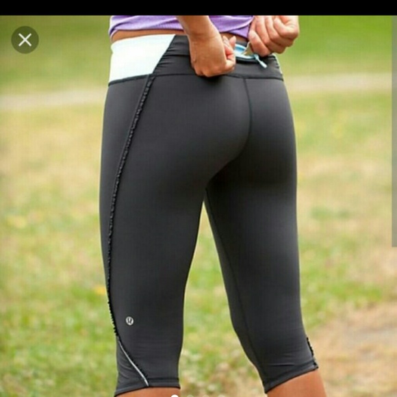 Size 2 Lululemon ruffle crops