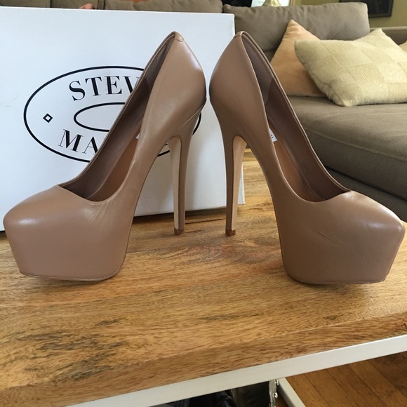 Dejavu Steve Madden
