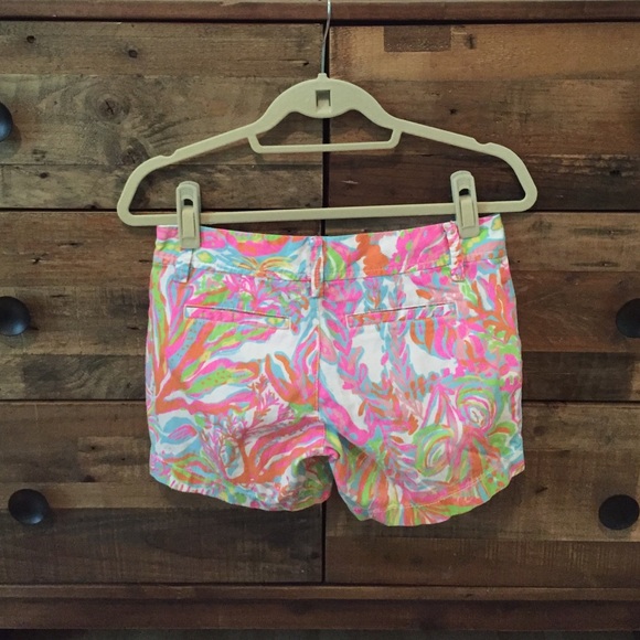 Lilly Pulitzer - the Callahan short - Picture 2 of 4