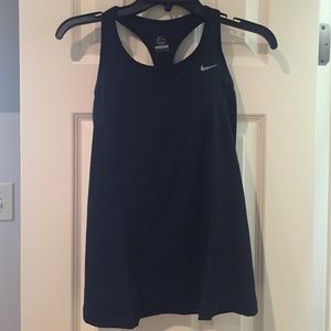 Padded nike workout top!