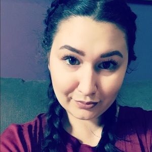 Meet your Posher, Kara