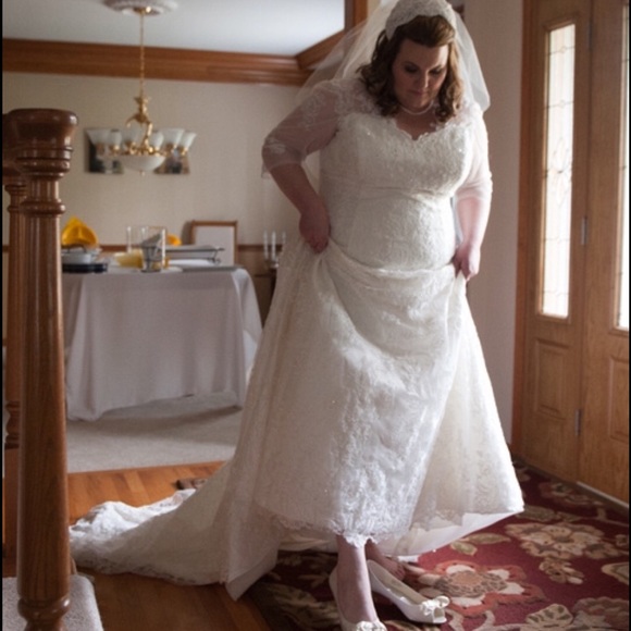 Meet your Posher, Allison - Picture 3 of 4