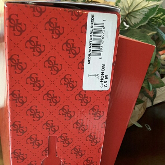 Knee high boots - Picture 2 of 4