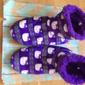 Hello kitty slippers