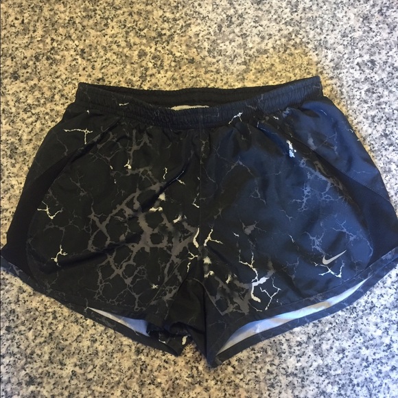 Nike running shorts. Size S. VGUC.