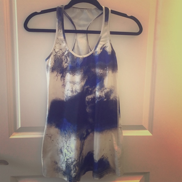 Lululemon cool racerback tank!