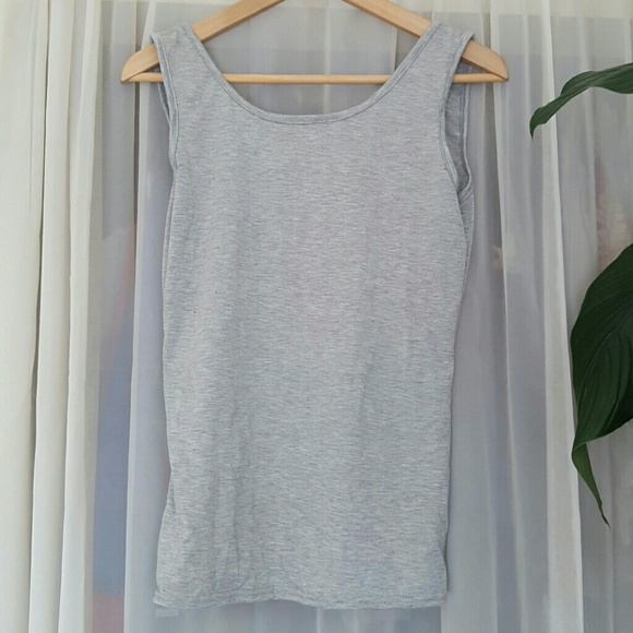 Backless tank