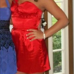 One shoulder red silk dress