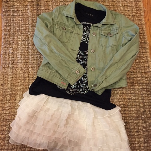 green denim jacket girls