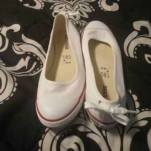 White converse flats