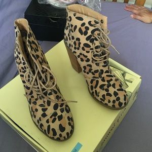 Kimchi blue leopard boots