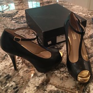 International Concept "Magnolia" heels