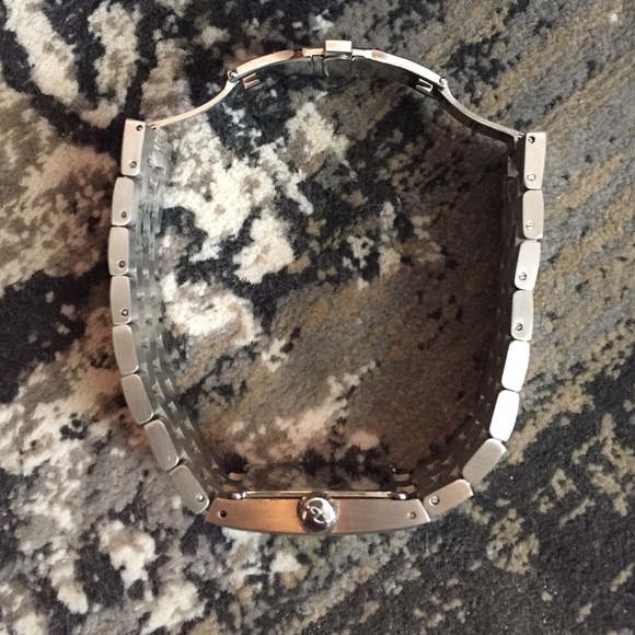 Ladies Android solid stainless steel watch - Picture 2 of 4