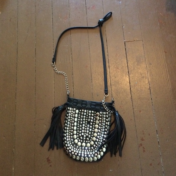 Rue 21 cross body bag