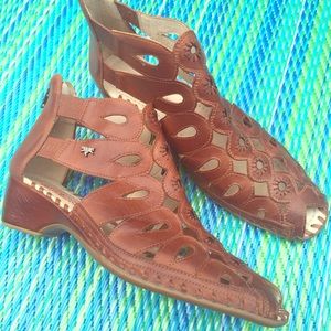 Pikolinos Sandals