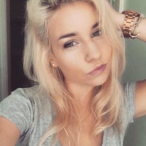 Meet your Posher, Keely