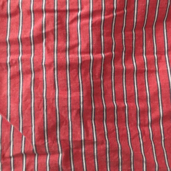 Buttons down - Picture 3 of 3