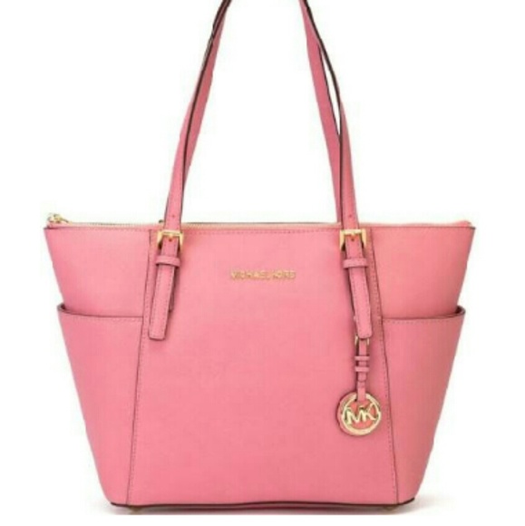 Michael kors jet set tote ISO