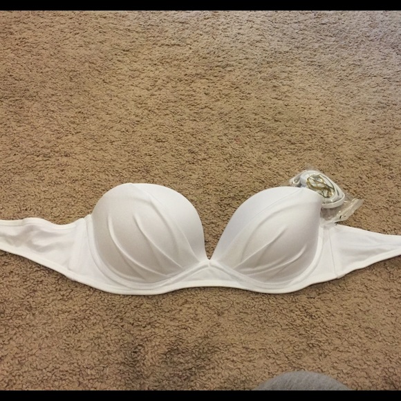 Brand new Victoria's Secret bikini top