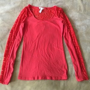 Red Laced Long-sleeved Top