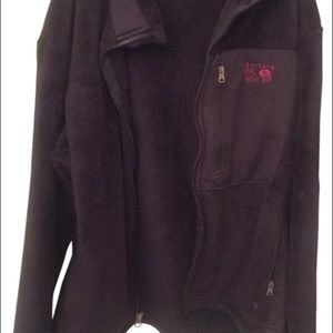 girls Mountain Hardwear zip-up jacket