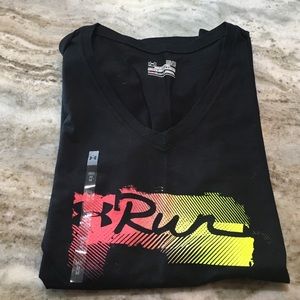 Under Armour medium semi fitted T shirt
