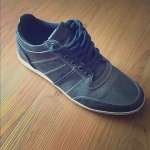 10.5 (actual 10) US Men ALDO shoes