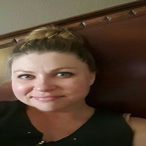 Meet your Posher, Brandi